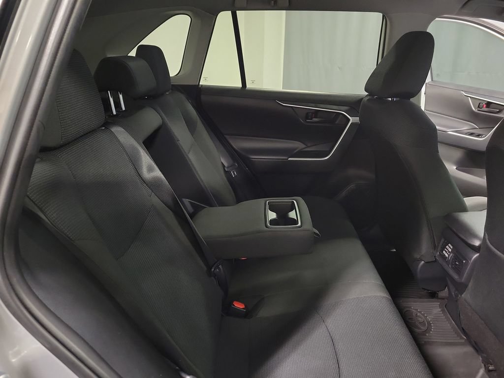 Used 2024 Toyota RAV4 LE AWD/4WD image 21