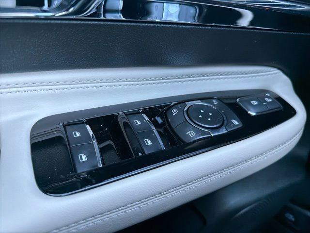 New 2026 Lincoln Corsair Premiere image 17
