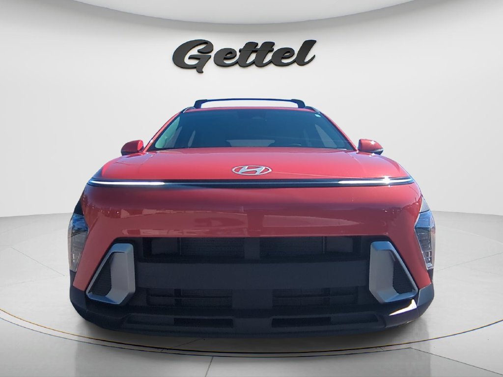 Certified 2025 Hyundai Kona SEL FWD image 2