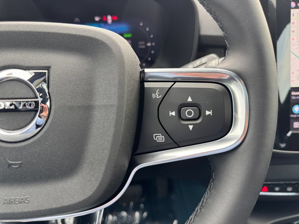 Certified 2023 Volvo XC40 Recharge Plus w/ Protection Package Premier AWD/4WD image 18