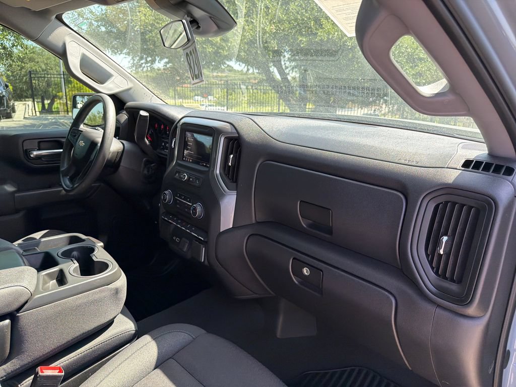 Used 2025 Chevrolet Silverado 1500 Custom w/ Turbomax Blackout Package RWD image 41