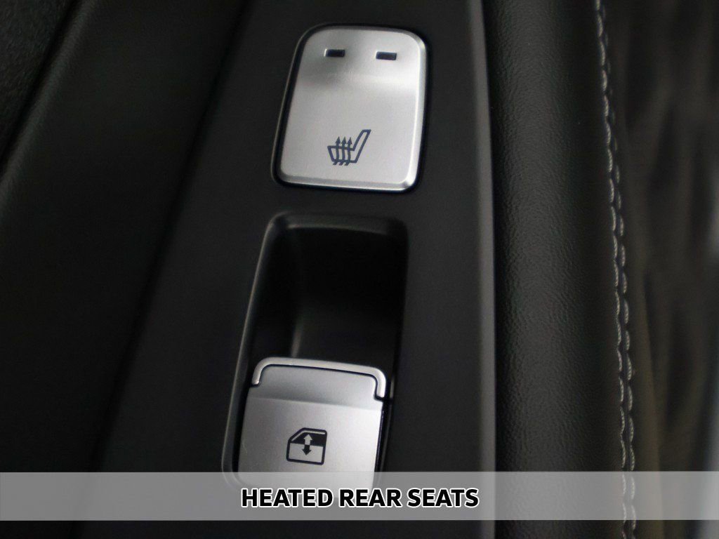 Used 2023 Hyundai Santa Fe Calligraphy image 12