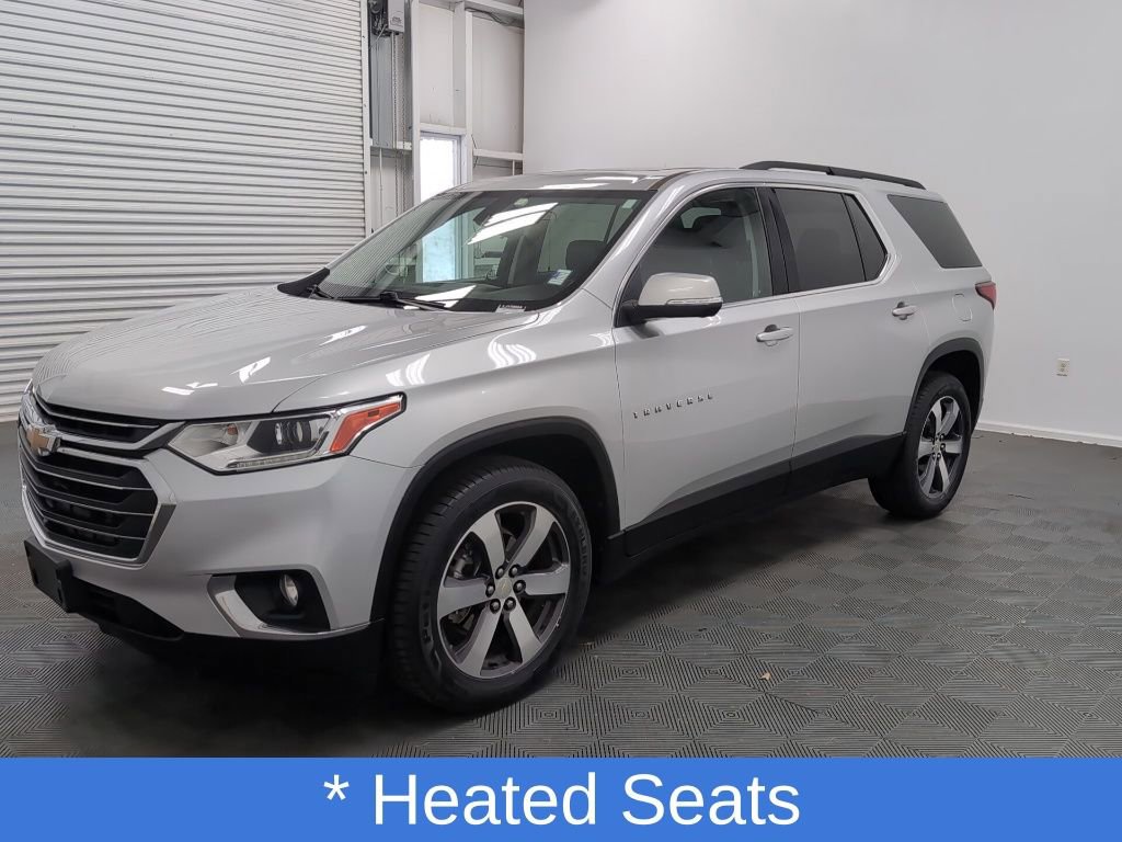 Used 2021 Chevrolet Traverse LT w/ LT Premium Package image 5