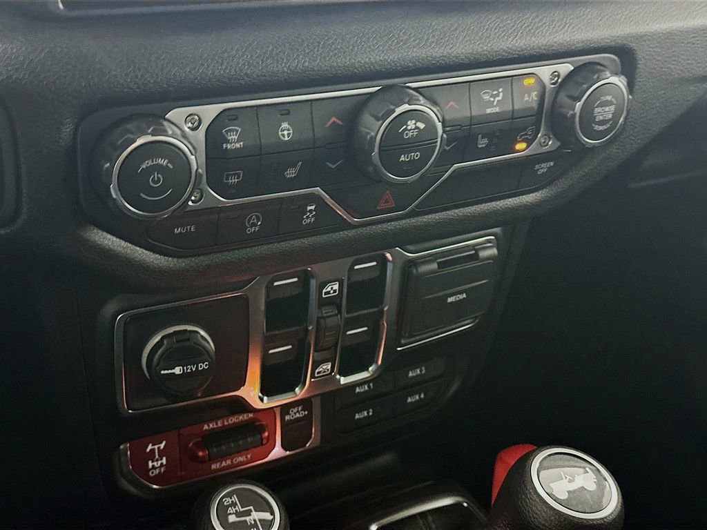 New 2025 Jeep Wrangler Willys image 15