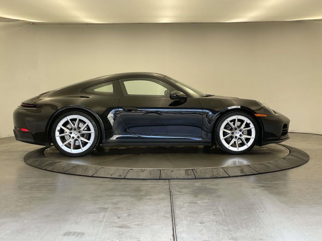 Certified 2025 Porsche 911 Carrera image 8