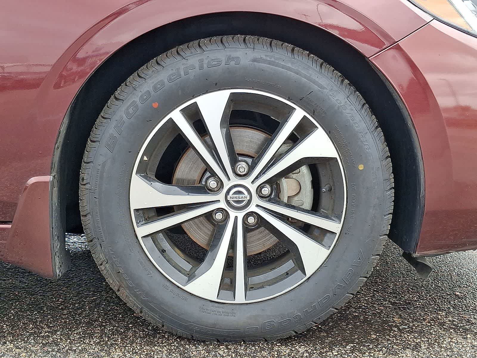 Used 2022 Nissan Sentra SV w/ All-Weather Package FWD image 36