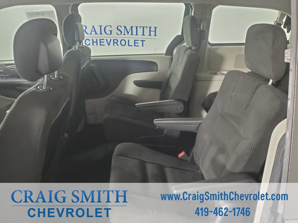 Used 2016 Dodge Grand Caravan American Value Package FWD image 10