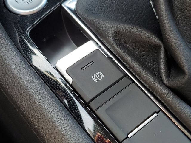 New 2026 Volkswagen Taos SEL AWD/4WD image 32