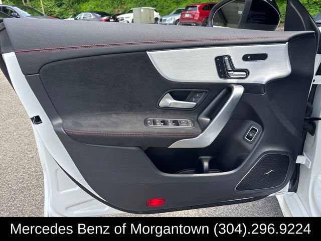 Used 2025 Mercedes-Benz CLA 250 4MATIC image 11