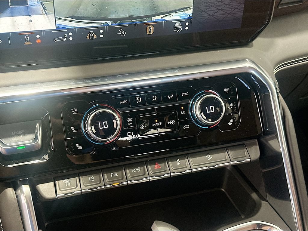 New 2026 GMC Sierra 2500 Denali Ultimate AWD/4WD image 16