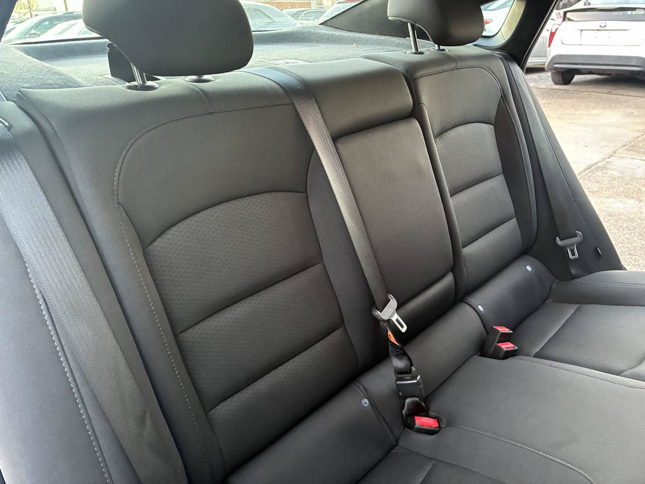 Used 2016 Chevrolet Malibu LT FWD image 25