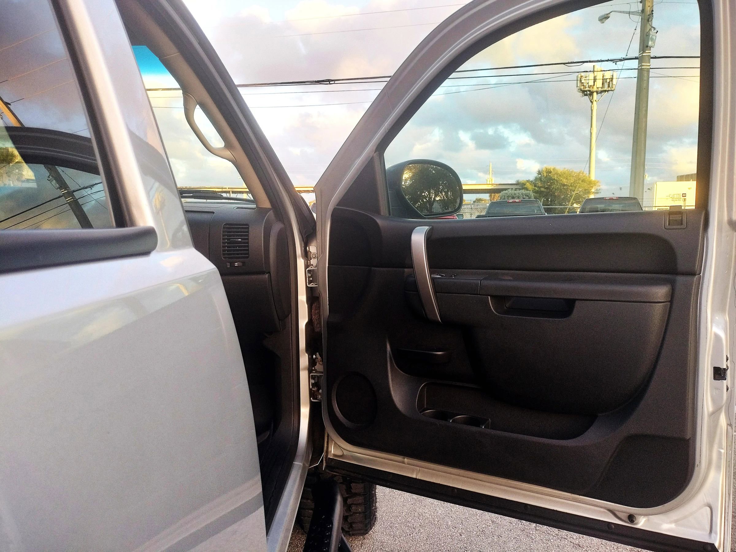 Used 2012 Chevrolet Silverado 2500 LT w/ Snow Plow Prep Package image 19