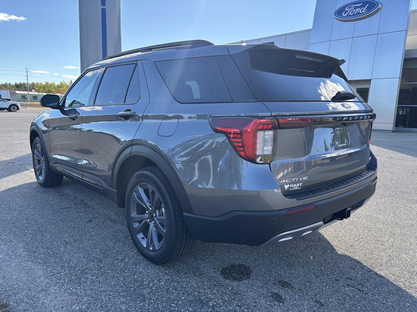 New 2026 Ford Explorer Active image 5