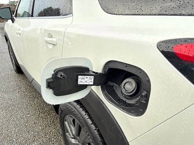 Used 2024 Nissan Pathfinder SV image 23