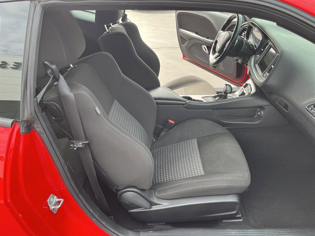 Used 2022 Dodge Challenger GT RWD image 28