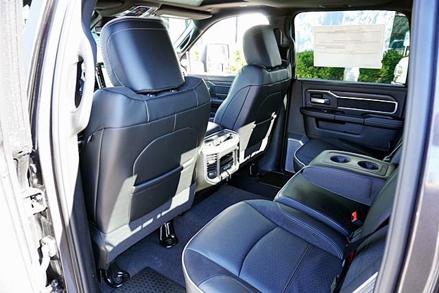 New 2026 RAM 2500 Laramie AWD/4WD image 26