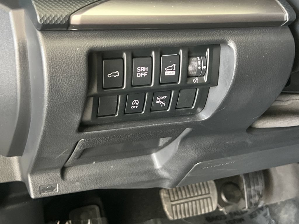 Used 2024 Subaru Forester Premium AWD/4WD image 31