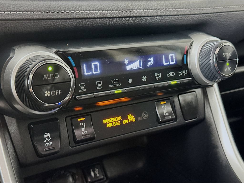 Used 2019 Toyota RAV4 XLE w/ Convenience Package AWD/4WD image 26