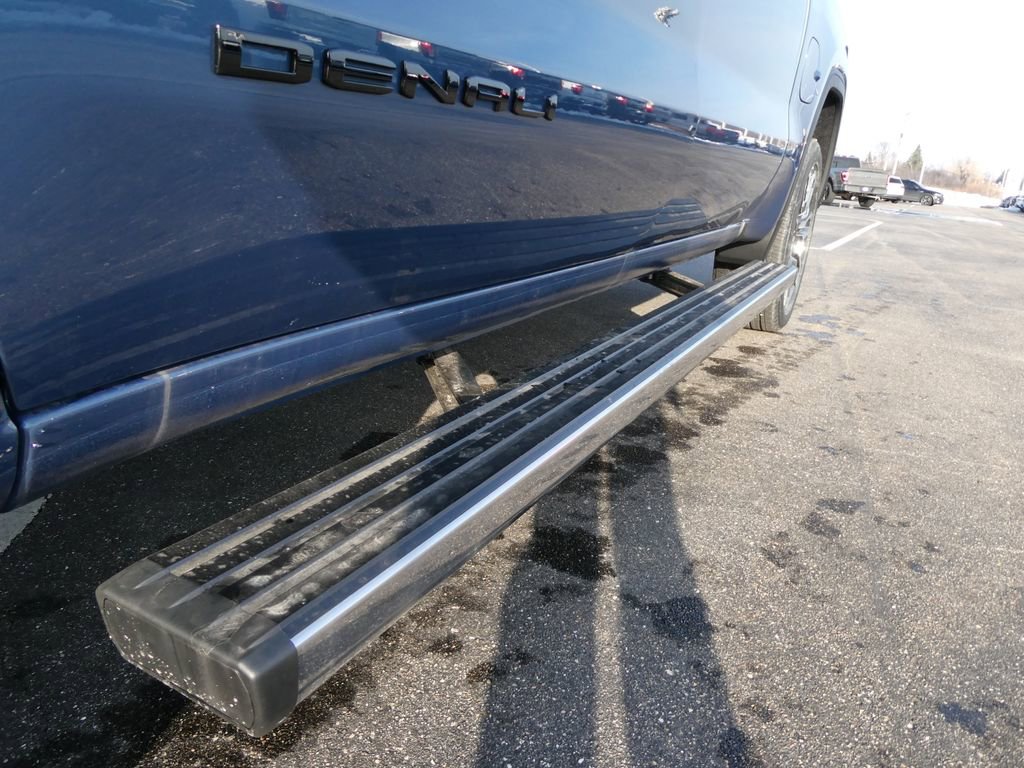 New 2026 GMC Sierra 1500 Denali Ultimate w/ LPO, Black Badging Package image 40