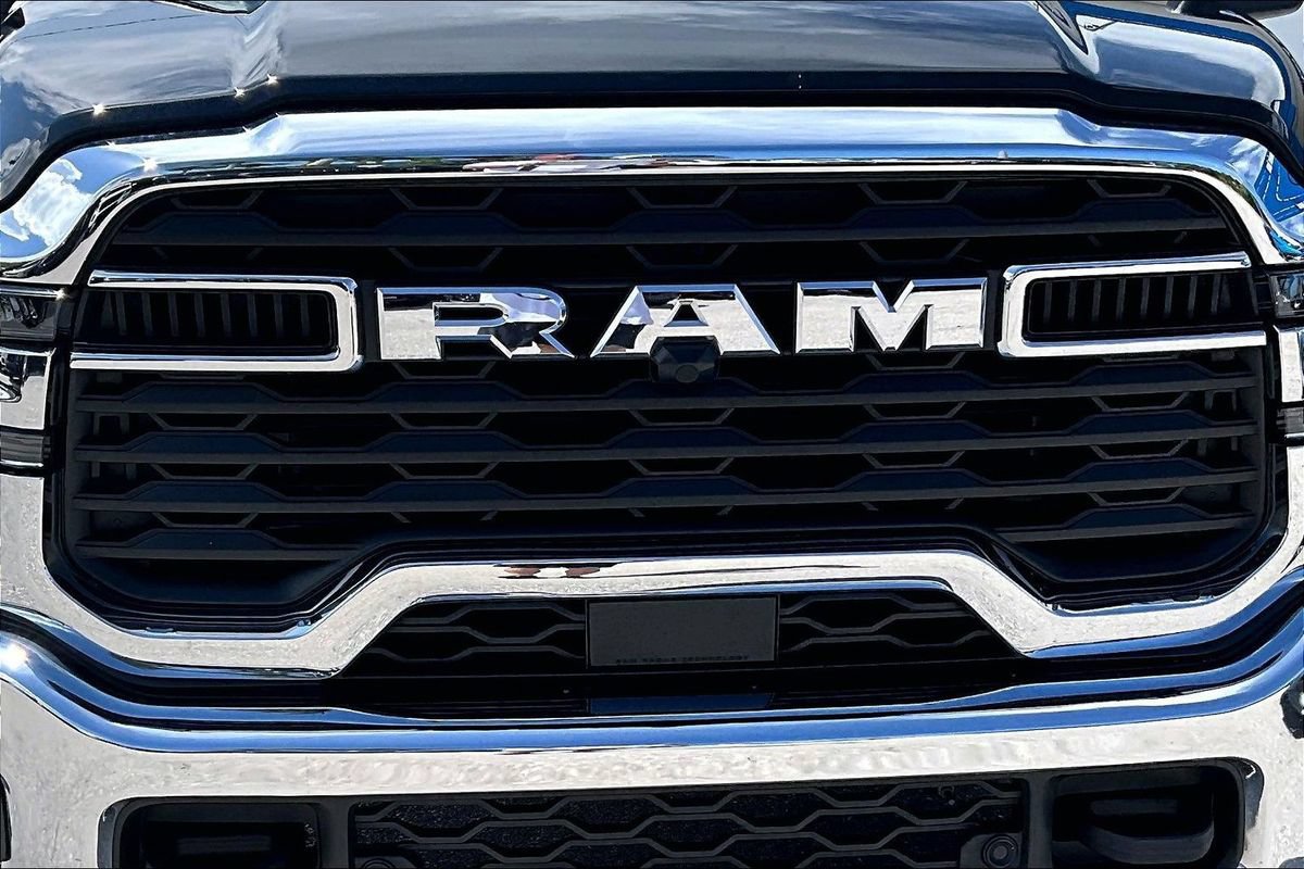 Used 2026 RAM 2500 Big Horn AWD/4WD image 33