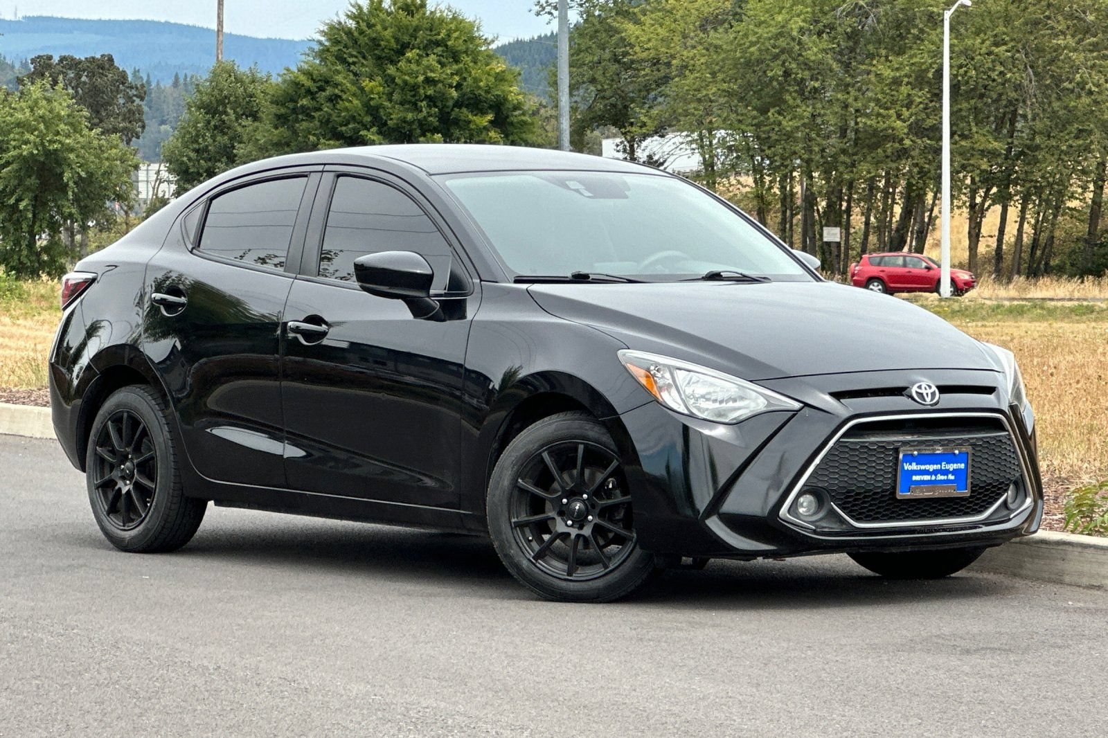 Used 2019 Toyota Yaris LE FWD image 1