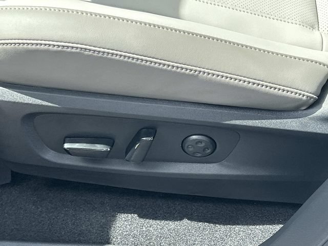 New 2027 INFINITI QX60 Luxe FWD image 17