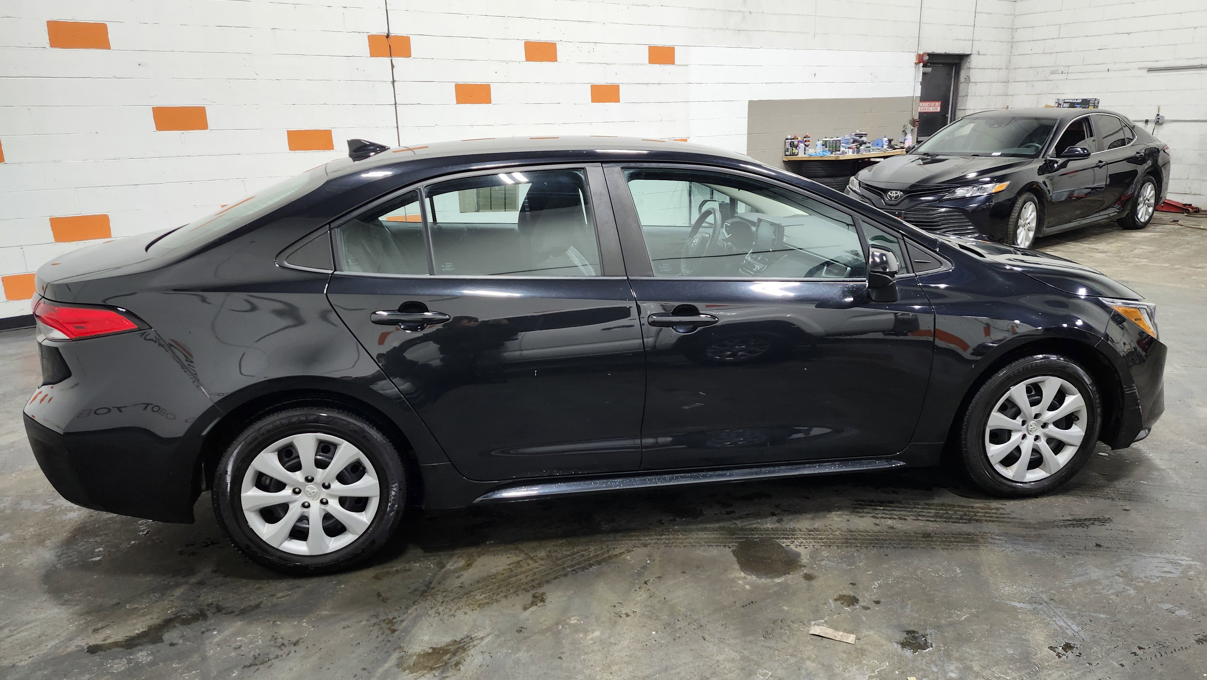 Used 2022 Toyota Corolla LE image 15