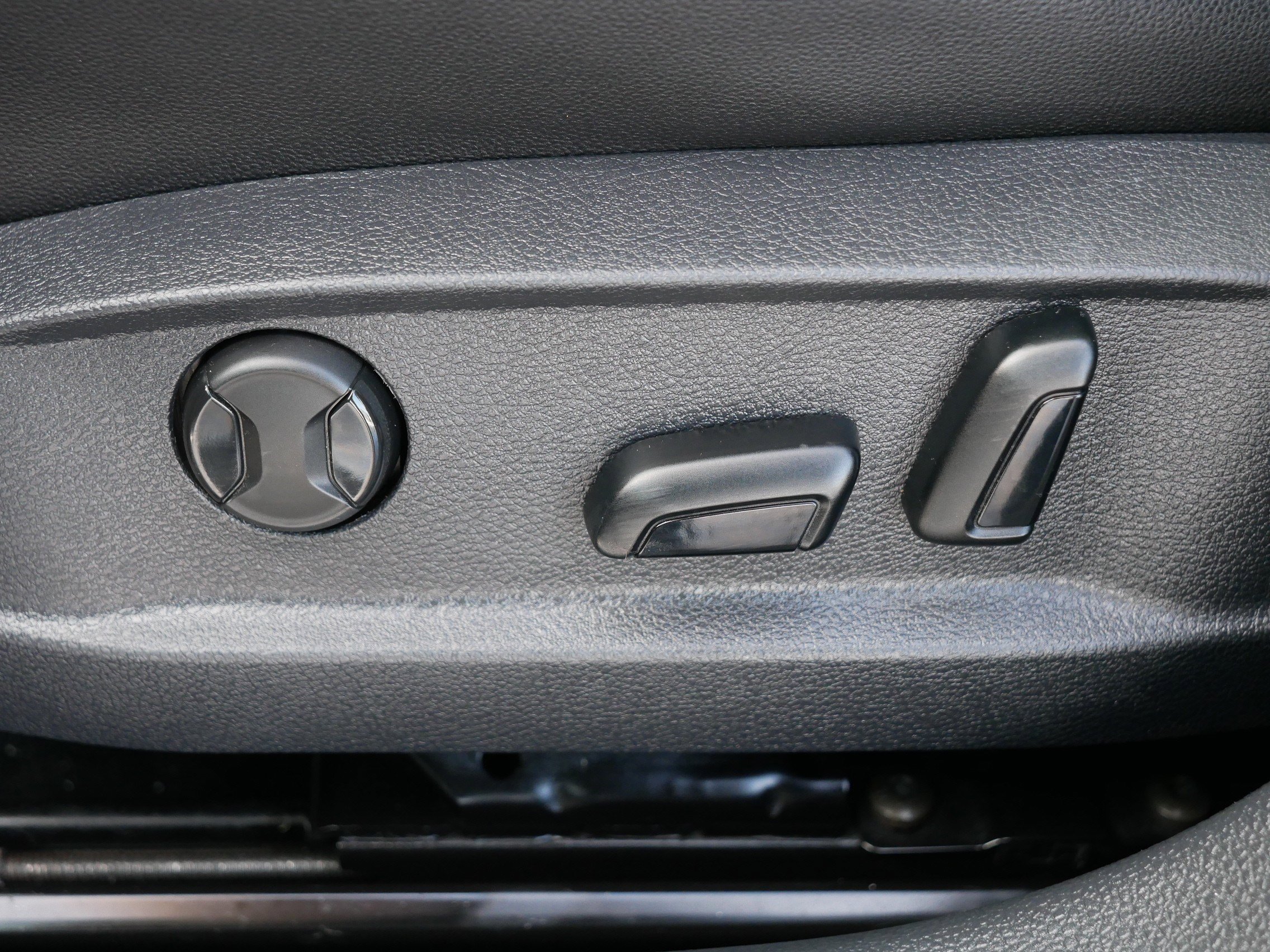 Used 2017 Volkswagen Golf SEL image 20