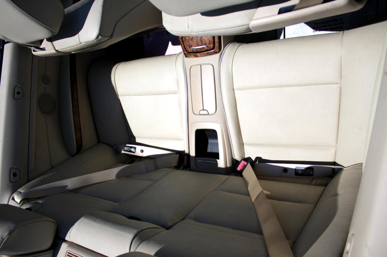 Used 2007 BMW 328i Convertible image 14