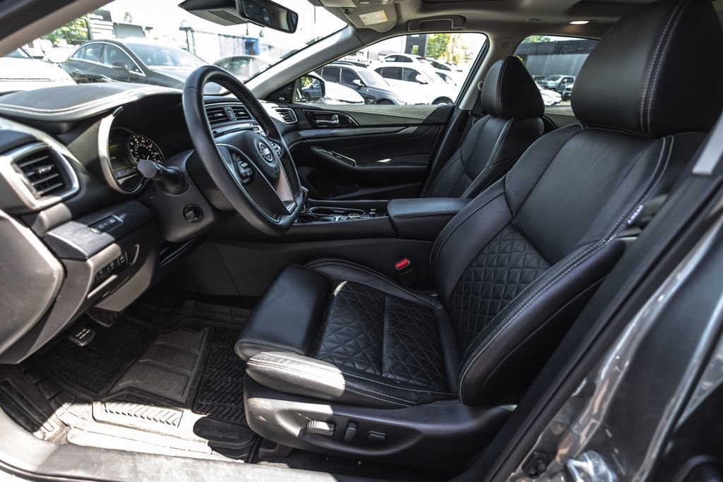 Used 2023 Nissan Maxima Platinum FWD image 17