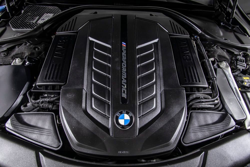 Used 2019 BMW M760i xDrive w/ Luxury Rear Seating Package AWD/4WD image 42