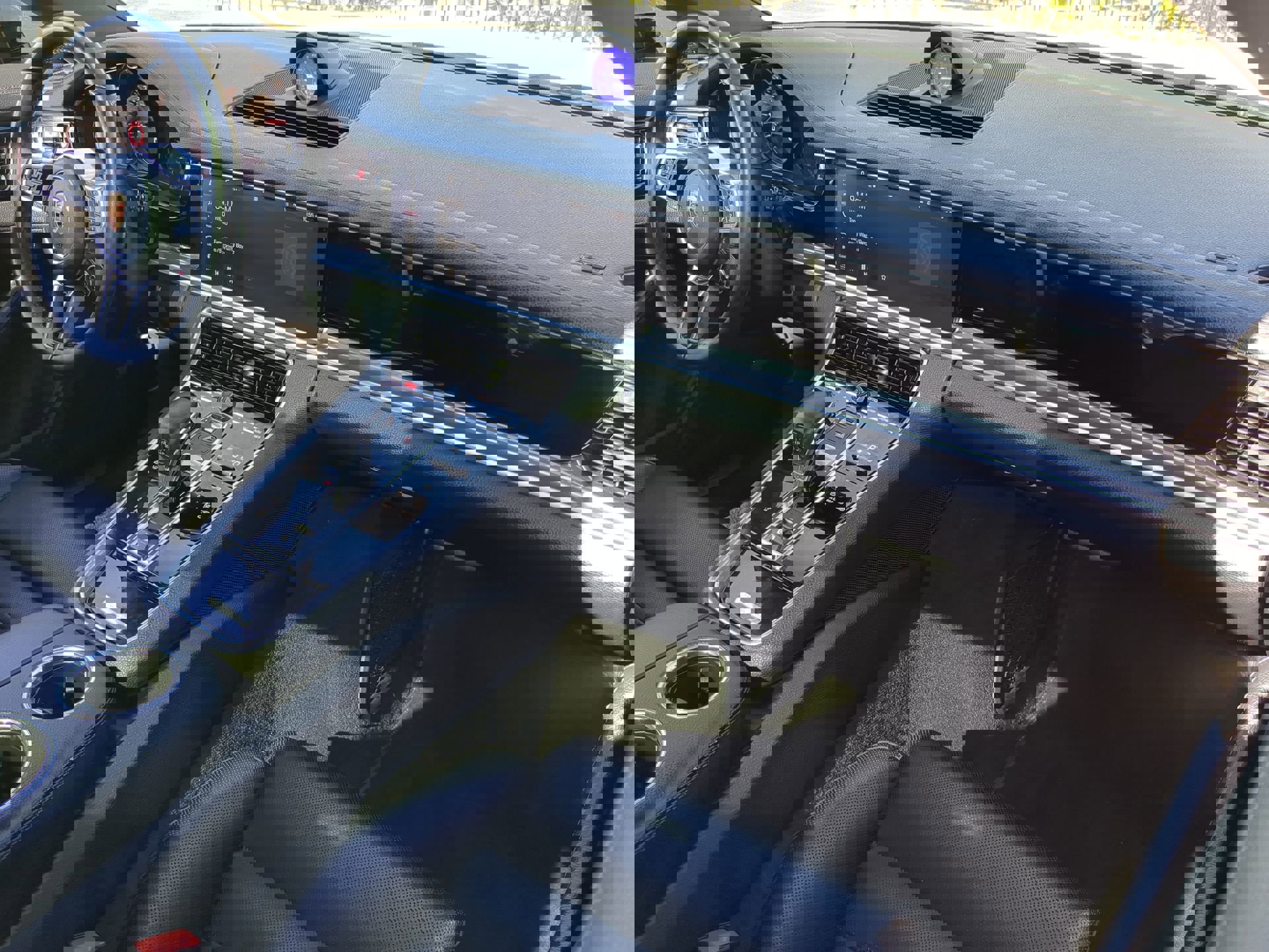 Used 2018 Porsche Panamera 4S w/ Premium Package Plus image 14