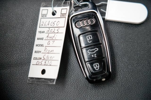 Used 2025 Audi Q7 3.0T Premium Plus AWD/4WD image 27