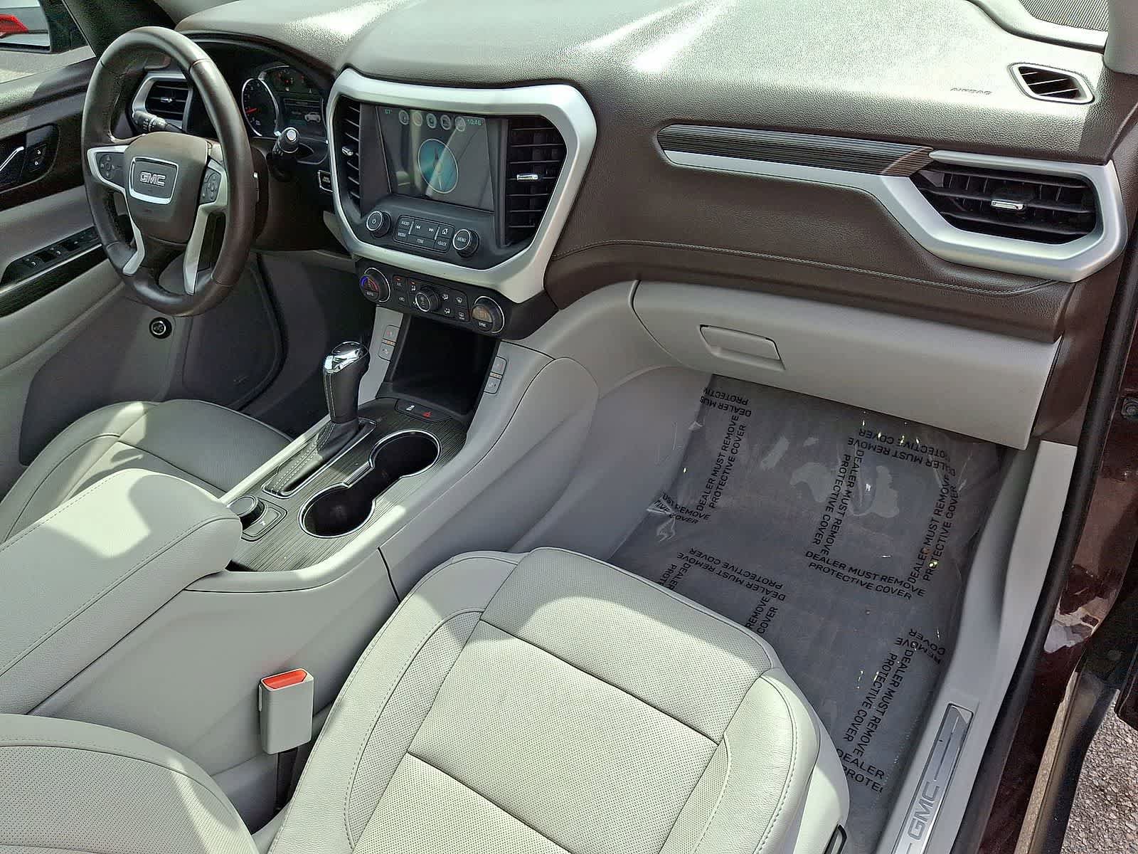 Used 2017 GMC Acadia SLT AWD/4WD image 36