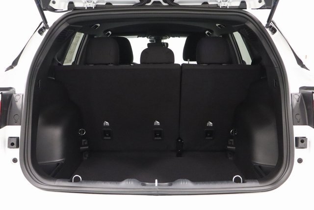 New 2025 Jeep Compass Sport image 8