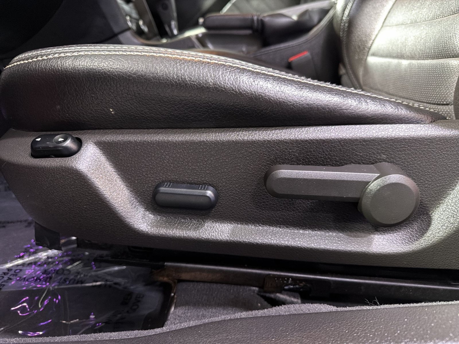 Used 2010 Ford Mustang GT RWD image 26