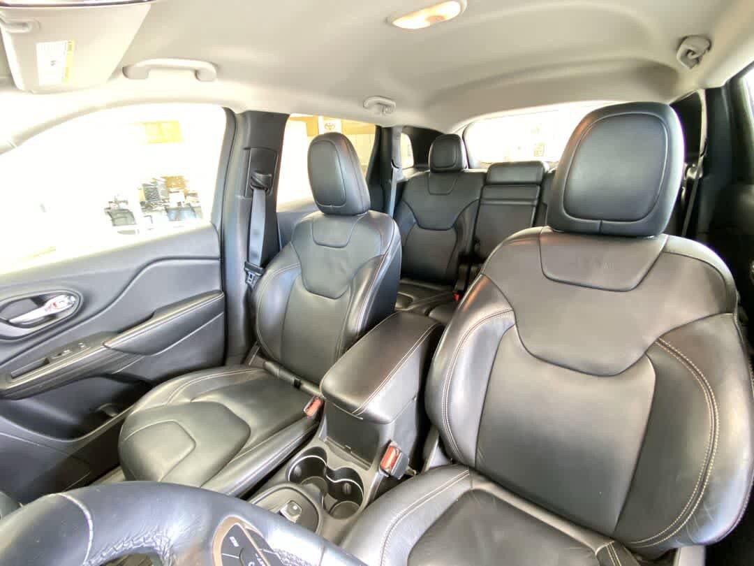 Used 2016 Jeep Cherokee Limited FWD image 14