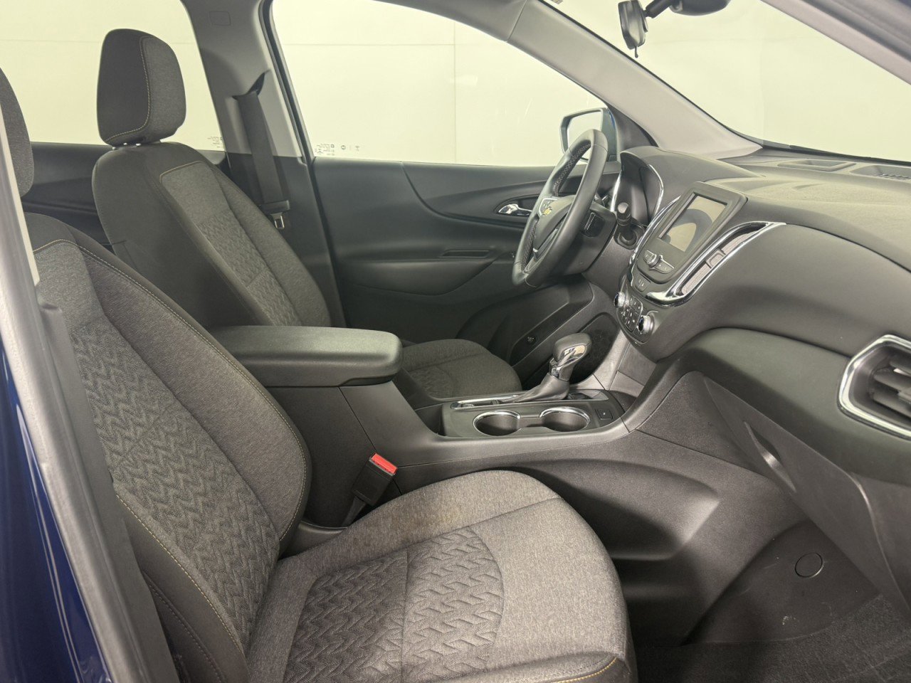 Used 2023 Chevrolet Equinox LT image 10