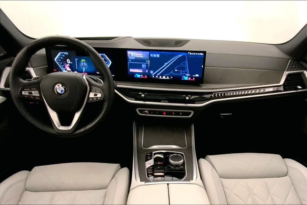Used 2024 BMW X5 xDrive40i AWD/4WD image 16