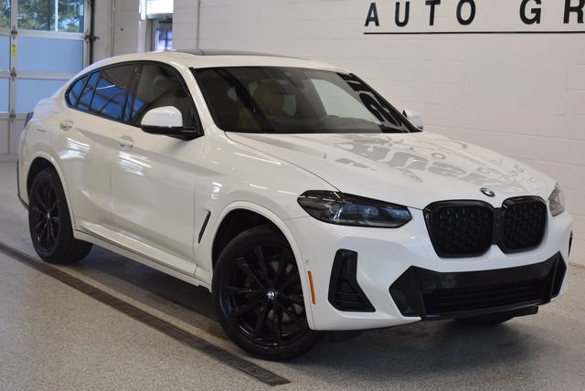 Used 2023 BMW X4 xDrive30i w/ M Sport Package AWD/4WD image 1