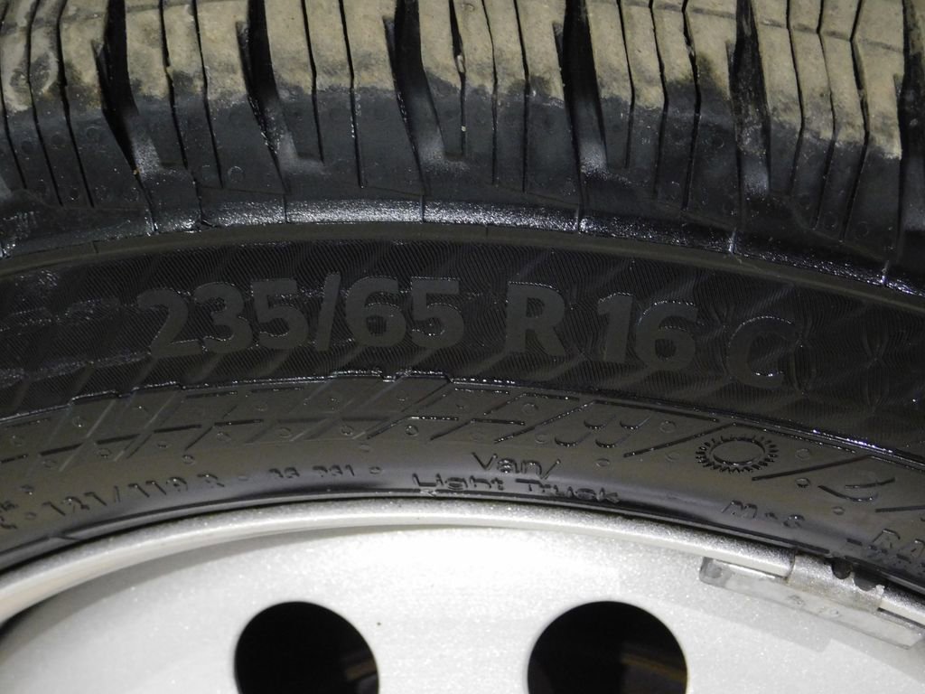 Used 2024 Ford Transit 250 Low Roof AWD w/ Exterior Upgrade Package image 97