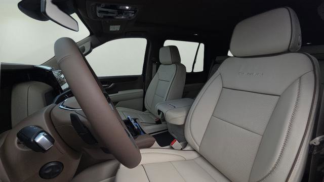 New 2026 GMC Yukon Denali w/ Sun & Power Step Package image 26