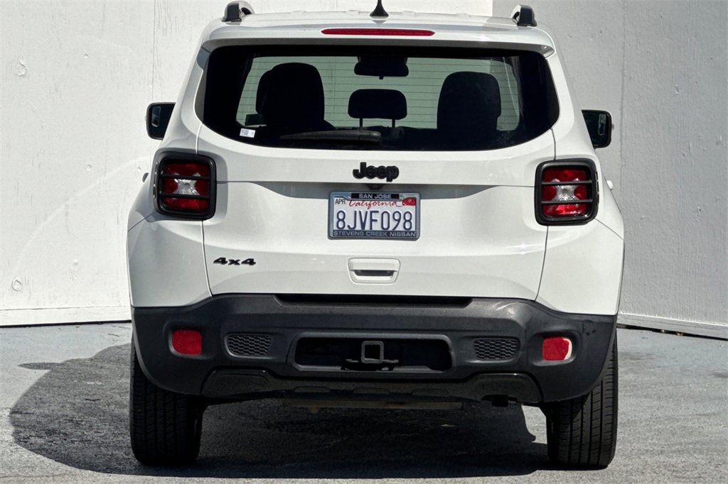 Used 2018 Jeep Renegade Altitude image 5