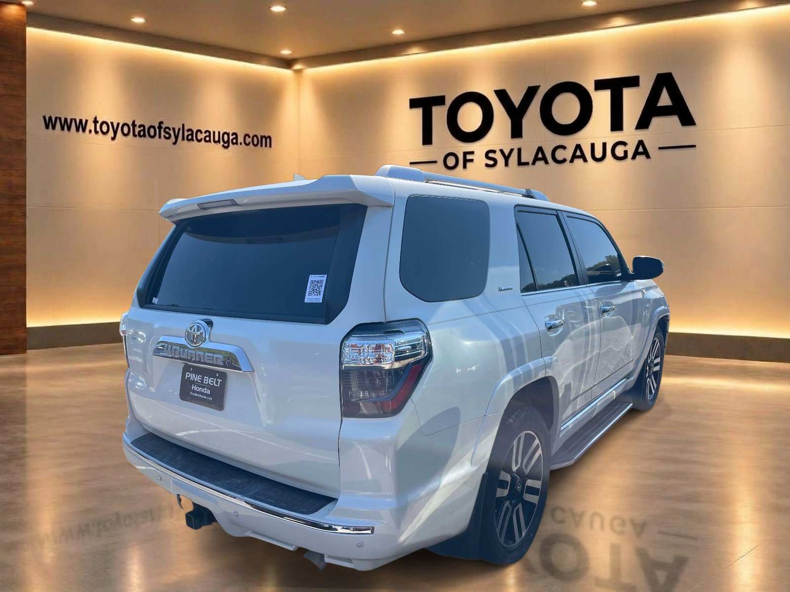 Used 2018 Toyota 4Runner Limited RWD image 2
