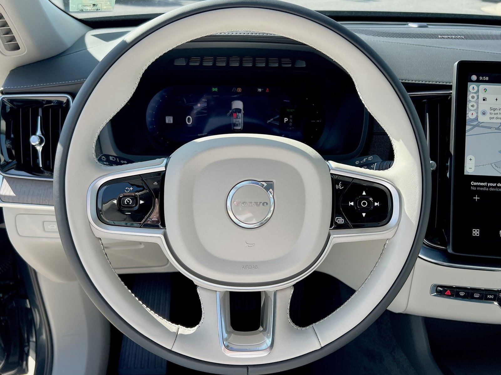 New 2026 Volvo XC90 T8 Ultra image 16