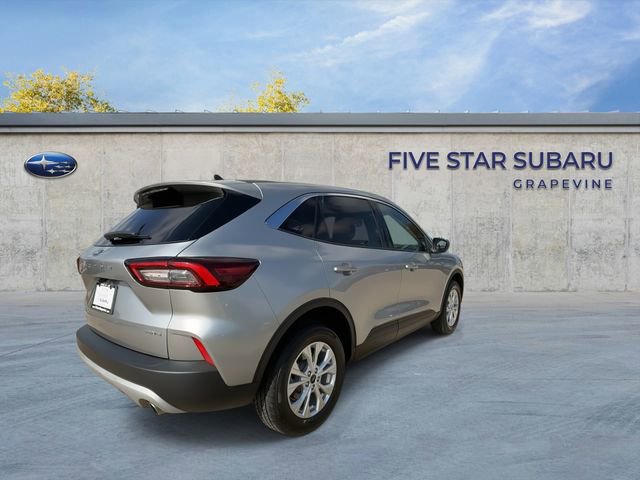 Used 2023 Ford Escape Active AWD/4WD image 8