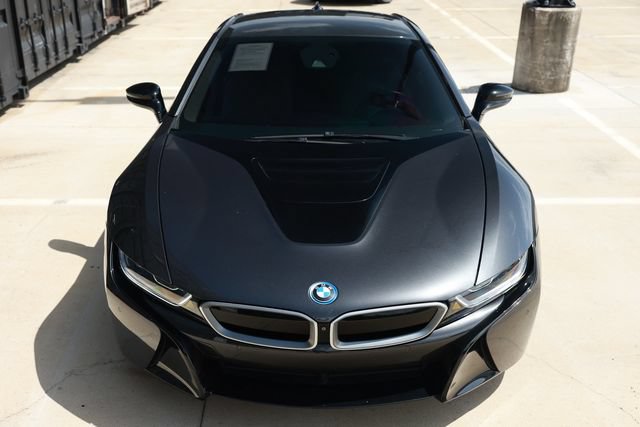Used 2020 BMW i8 Coupe AWD/4WD image 22