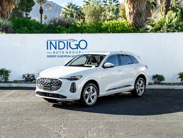 New 2025 Audi Q5 Premium Plus
