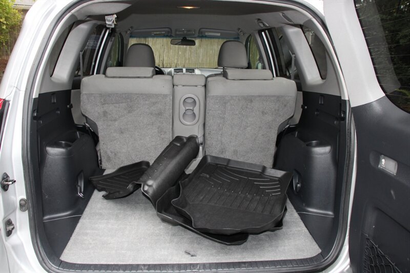 Used 2011 Toyota RAV4 4WD w/ Base L4 Extra Value Pkg image 15