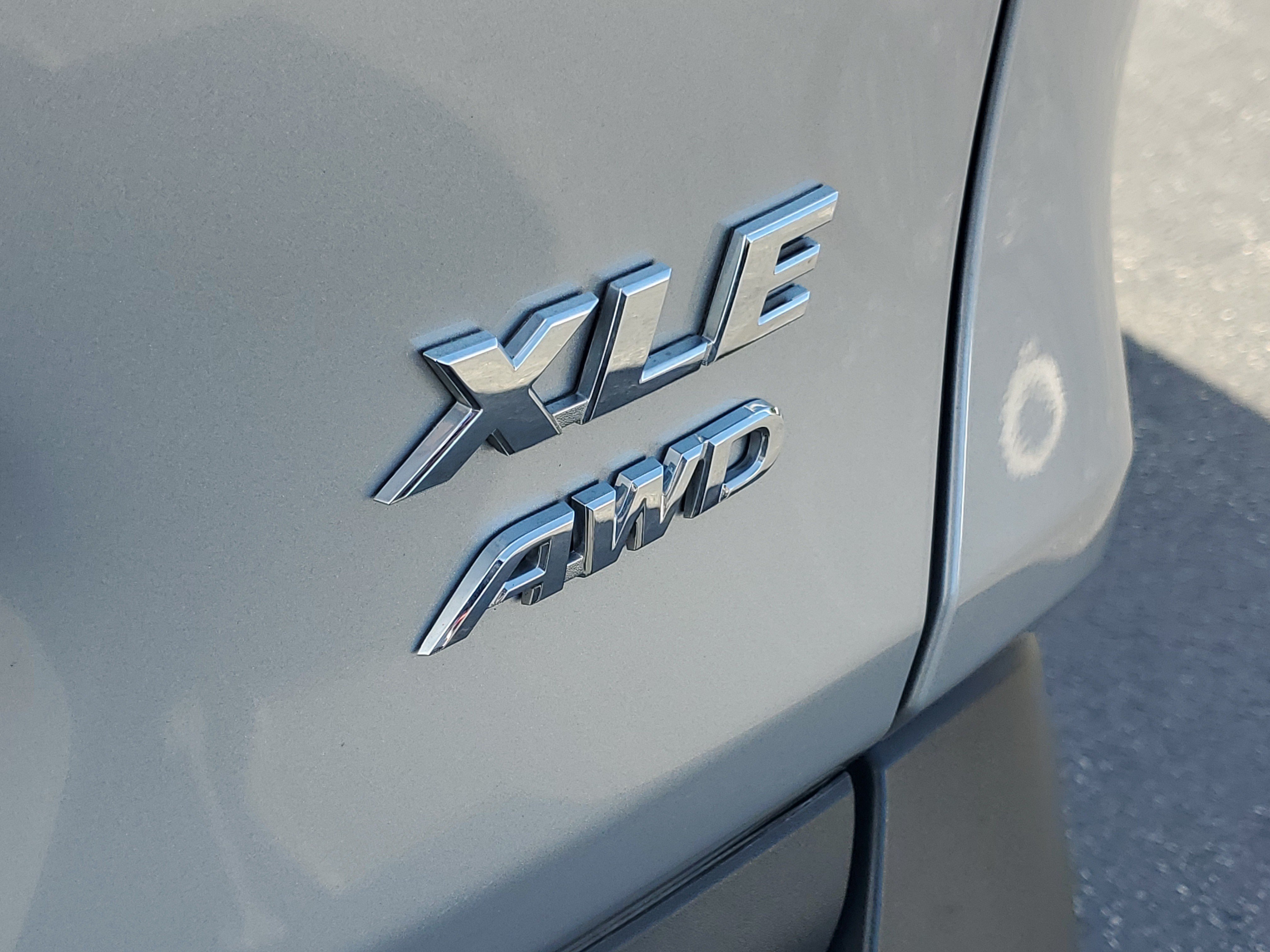 Certified 2025 Toyota RAV4 XLE AWD/4WD image 7